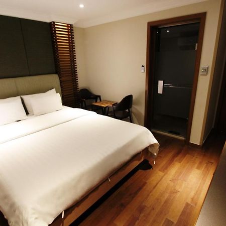 Demian Hotel Seoul Bagian luar foto