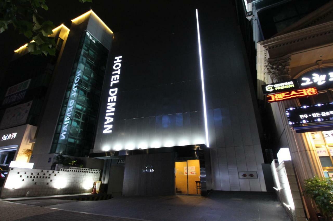 Demian Hotel Seoul Bagian luar foto