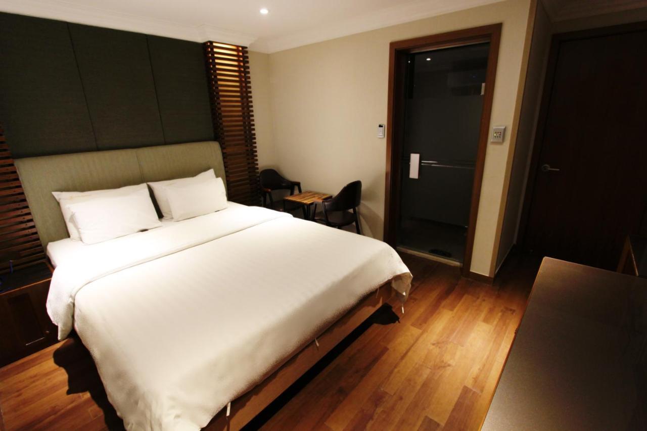 Demian Hotel Seoul Bagian luar foto